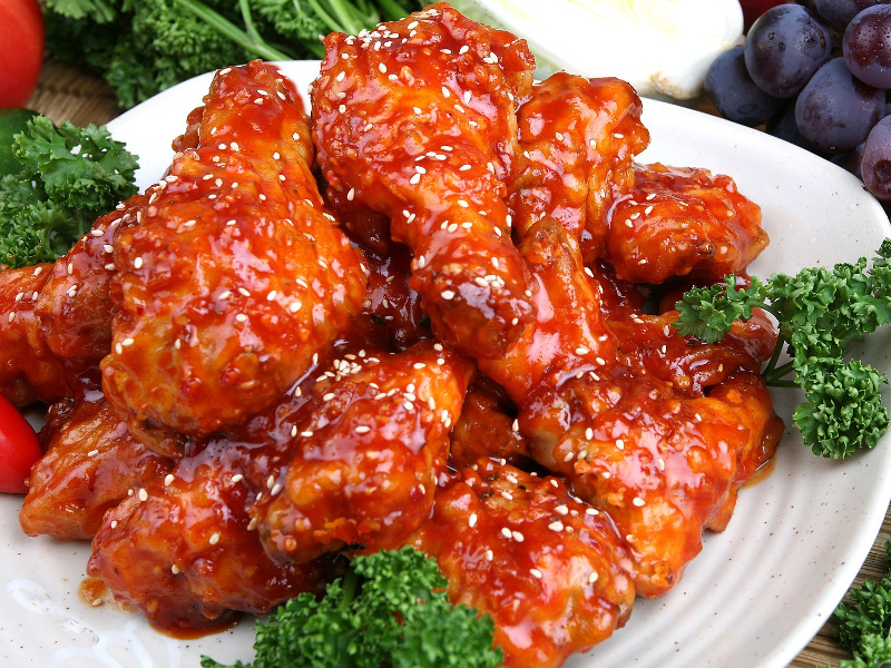 món ăn hàn quốc - Yangnyeom Chicken