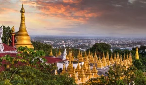 Myanmar, tên chính thức của quốc gia Đông Nam Á thường được gọi là Miến Điện, là địa điểm không thể bỏ qua đối với những du khách thích tượng Phật