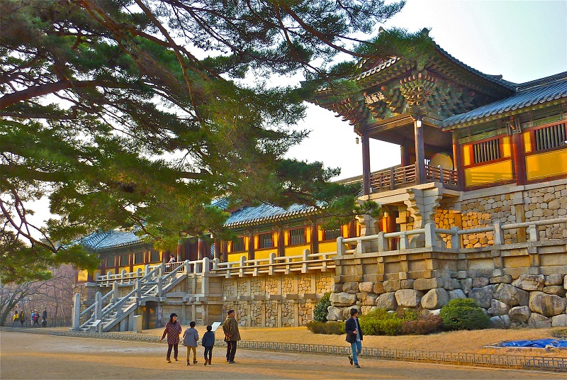 Nằm ở phía đông nam của đất nước, Kyungju thường bị bỏ qua vì Seoul, Busan hoặc Jeju